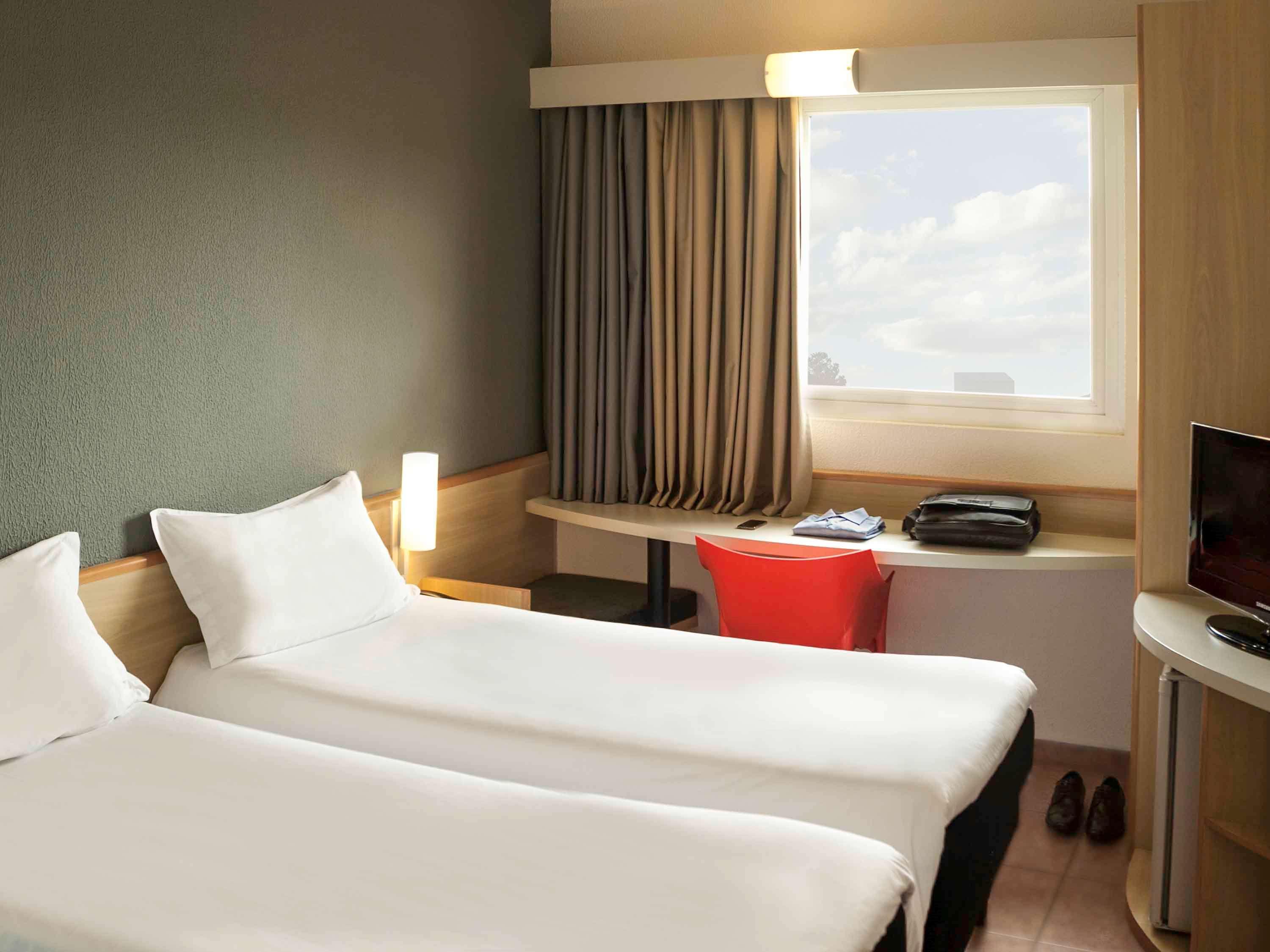 Ibis Criciuma Hotel Criciuma  Exterior photo